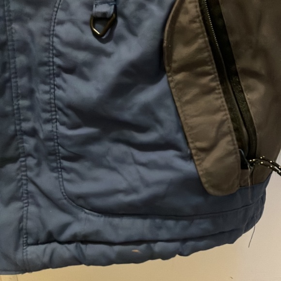 Columbia Sportswear Boy’s Winter Jacket. Youth 10-12 - Picture 3 of 8